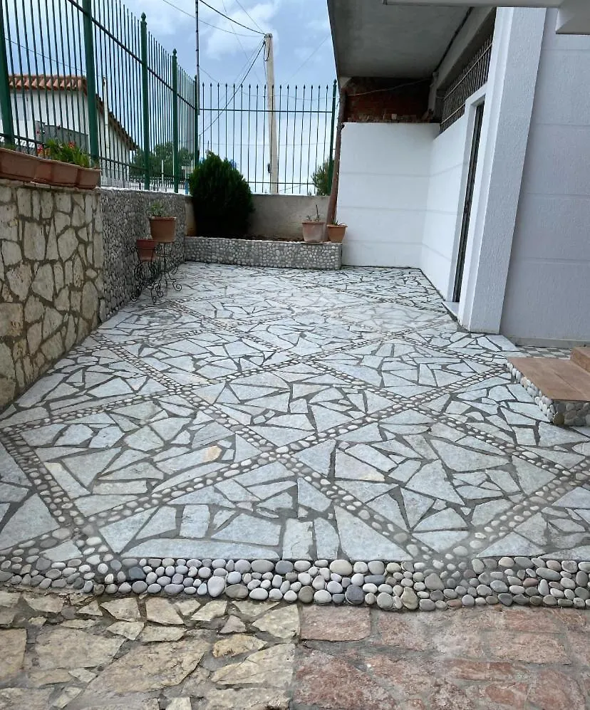 Suit Yourself Apartment Sarande