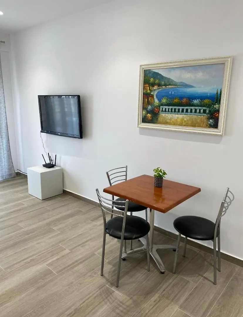 Suit Yourself Apartment Sarande 0*,  Albania