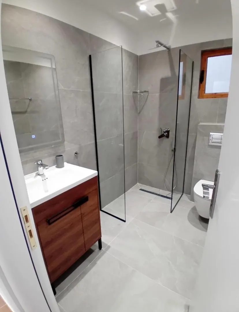 Suit Yourself Apartment Sarande